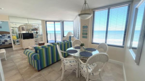 Sunbird Resort 10th Floor Amazing Sunsets - by Sunbird Rentals
